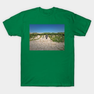 vintage style hedge T-Shirt